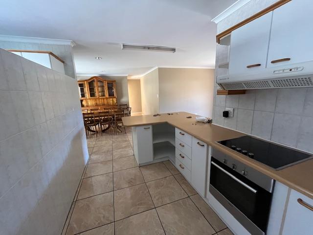 3 Bedroom Property for Sale in Somerset West Western Cape